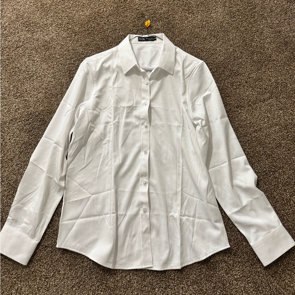 Amazon Men’s White Long-Sleeve Dress Shirt